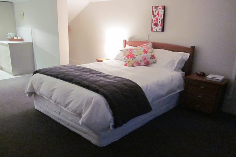 Photo of property in 104 Washington Avenue, Brooklyn, Wellington, 6021