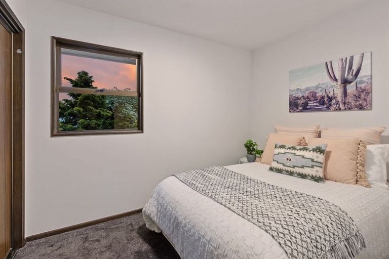 Photo of property in 16 Ketton Place, St Albans, Christchurch, 8052