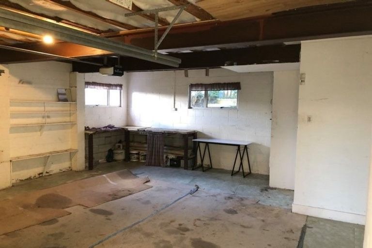 Photo of property in 35 Elliott Avenue, Bayview, Auckland, 0629