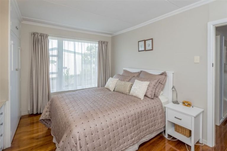 Photo of property in 25 Koromiko Street, Otaki Beach, Otaki, 5512