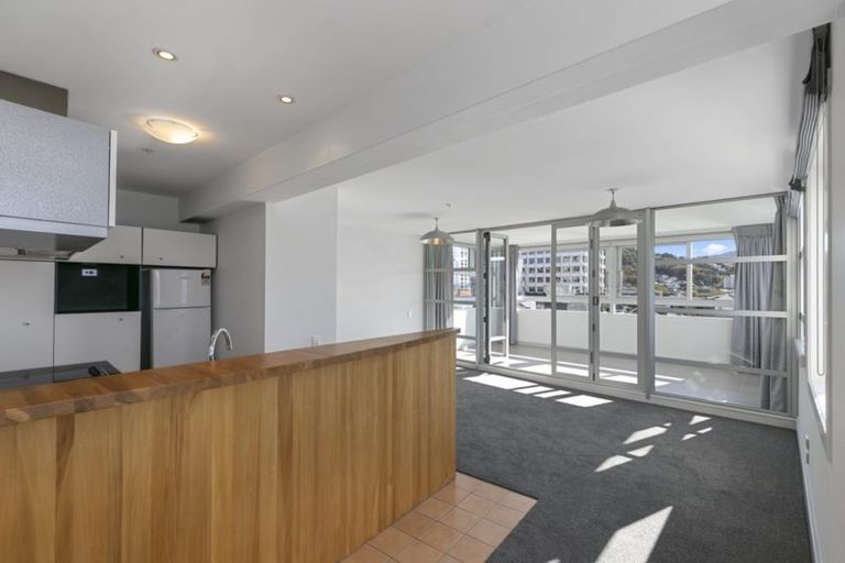 Photo of property in St Pauls Apartments, 41/43 Mulgrave Street, Thorndon, Wellington, 6011