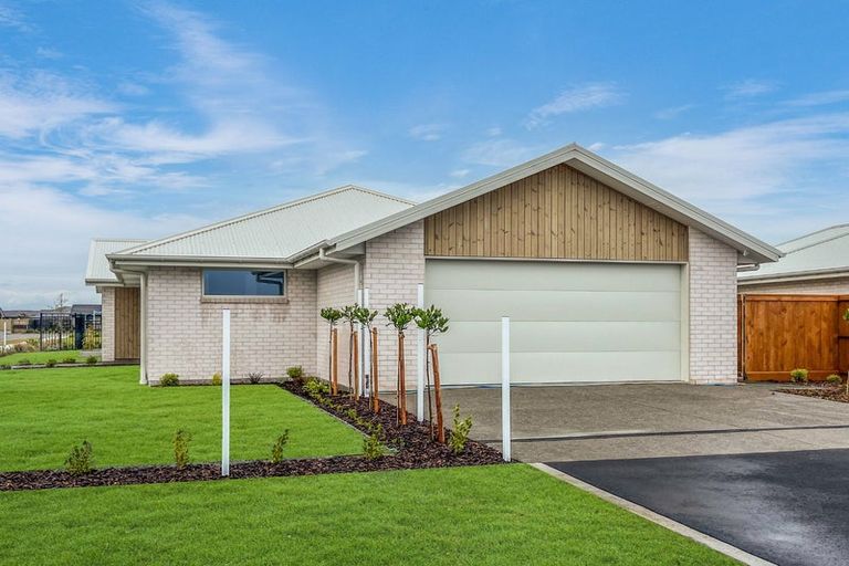 Photo of property in 14 Muldowney Drive, Rolleston, 7614