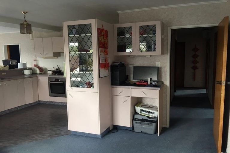 Photo of property in 44 Anderson Road, Taradale, Napier, 4112