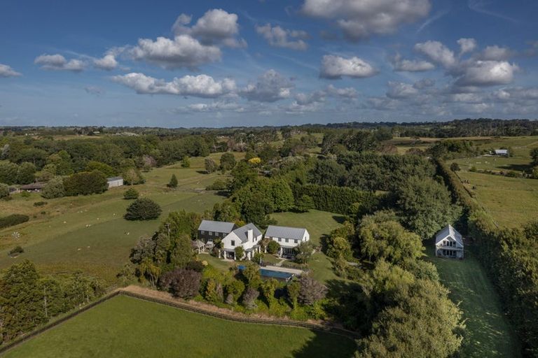 Photo of property in 102 Blackbridge Road, Dairy Flat, Albany, 0794