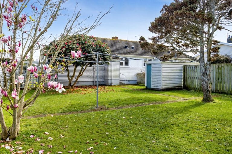 Photo of property in 12-14 Dixon Avenue, Hawera, 4610