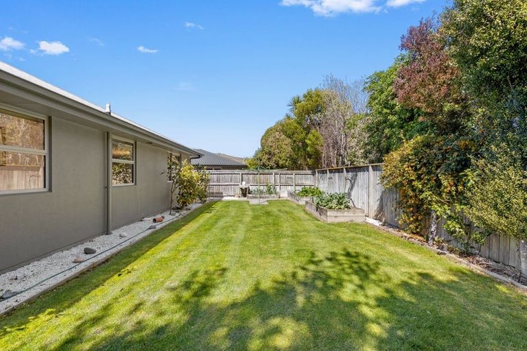 Photo of property in 30 De Castro Drive, Blenheim, 7201