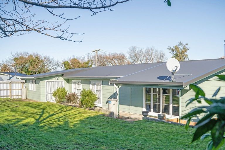 Photo of property in 45f Brandon Street, Featherston, 5710