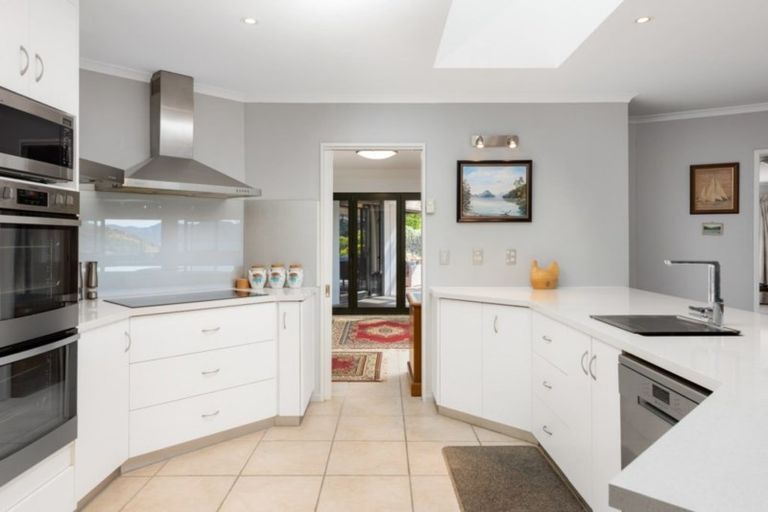 Photo of property in 10 Moana Heights, Waikawa, Picton, 7220