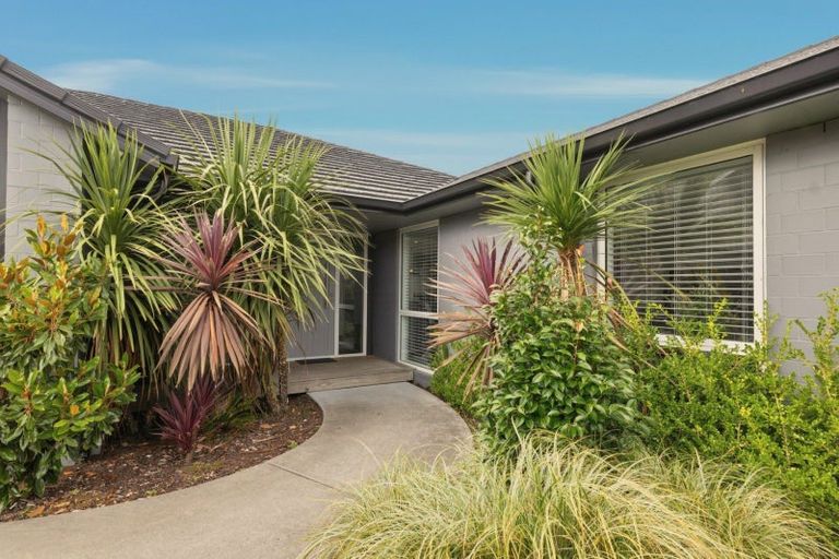Photo of property in 17 Goodwin Crescent, Pyes Pa, Tauranga, 3112