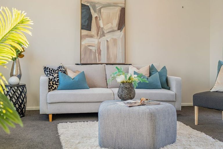 Photo of property in 18 Aston Crescent, Wallaceville, Upper Hutt, 5018