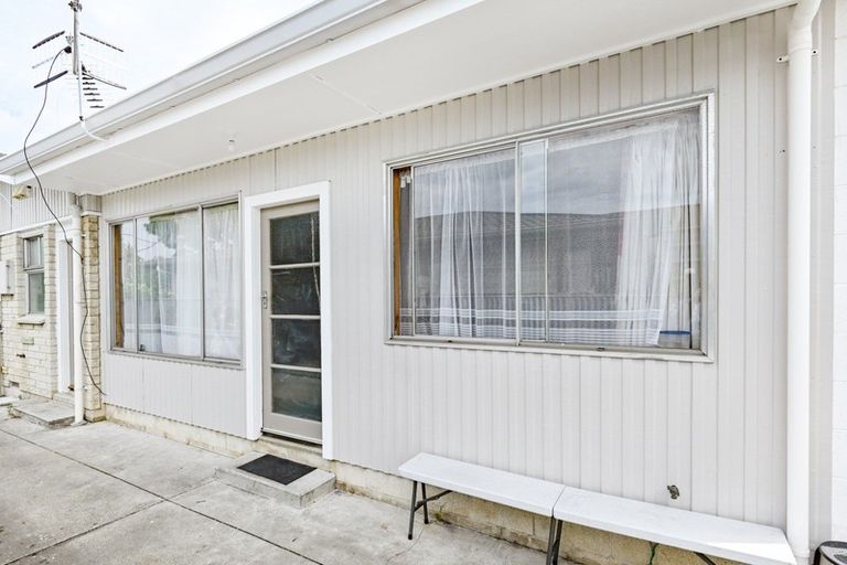 Photo of property in 209 King Street South, Hastings, 4122