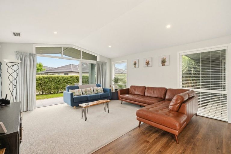 Photo of property in 17 Goodwin Crescent, Pyes Pa, Tauranga, 3112