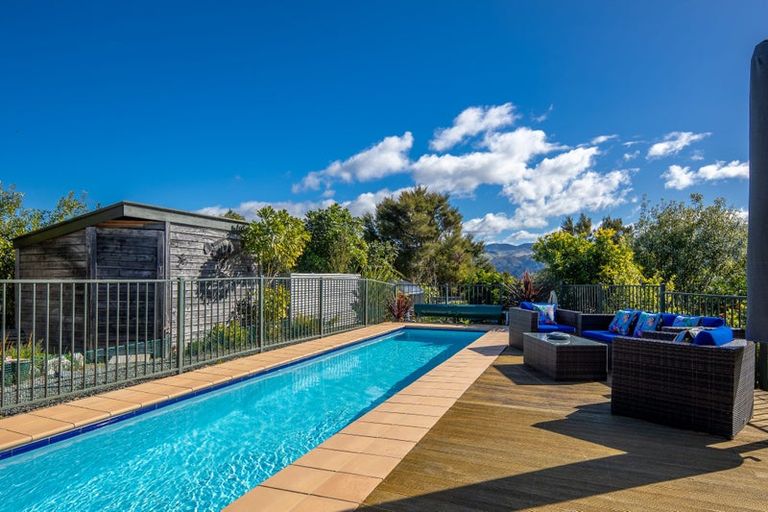 Photo of property in 102 Tokongawa Drive, Kaiteriteri, Motueka, 7197