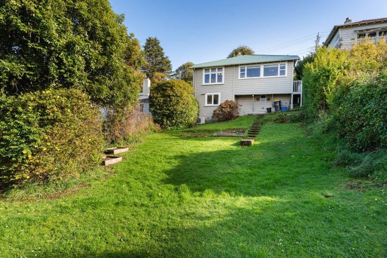 Photo of property in 16 Hart Street, Belleknowes, Dunedin, 9011