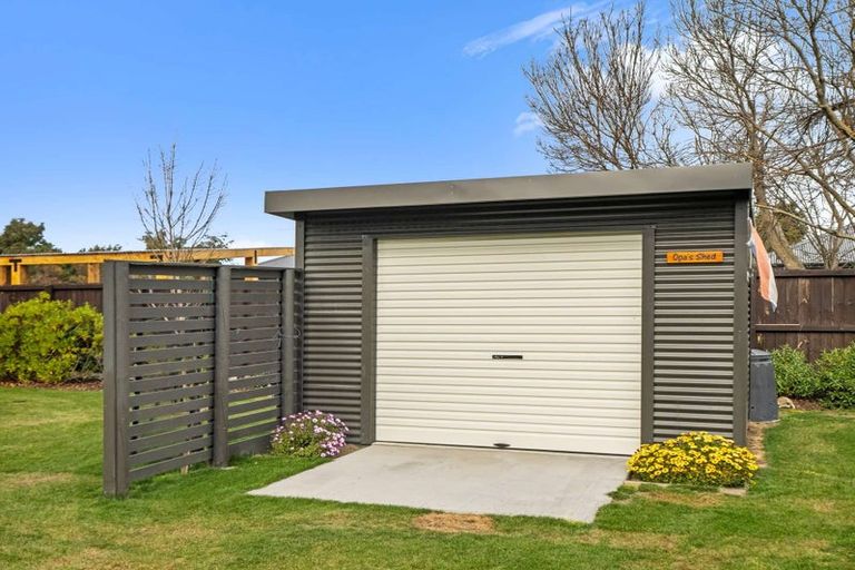 Photo of property in 3 Aberdeen Place, Amberley, 7410