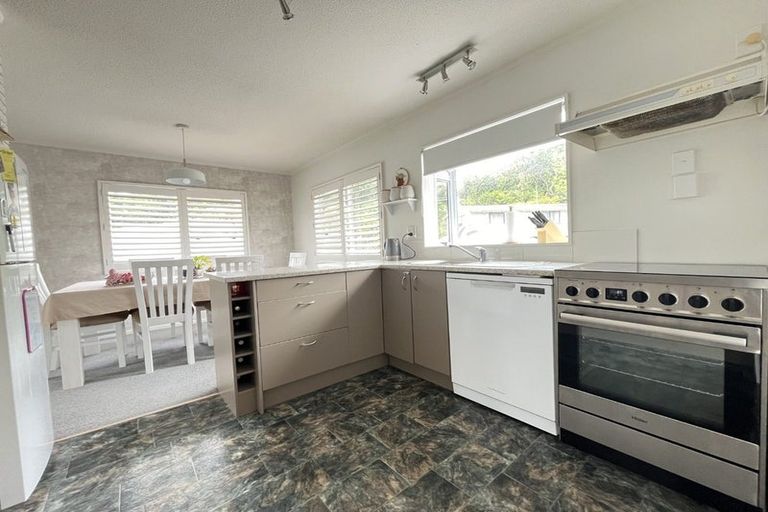 Photo of property in 89 Field Street, Silverstream, Upper Hutt, 5019