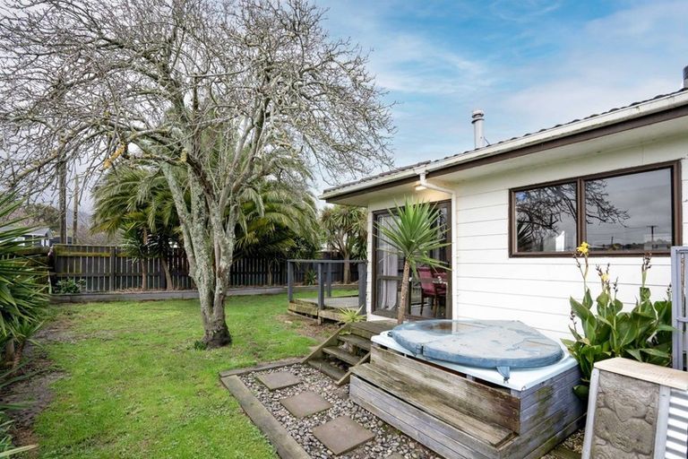 Photo of property in 11 Rata Street, Tokomaru, Palmerston North, 4474