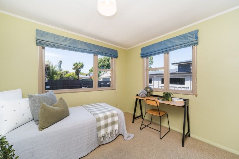 Photo of property in 5 Buick Crescent, Awapuni, Palmerston North, 4412