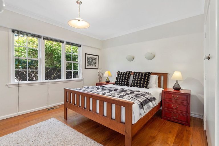 Photo of property in 57 Inglis Street, Seatoun, Wellington, 6022