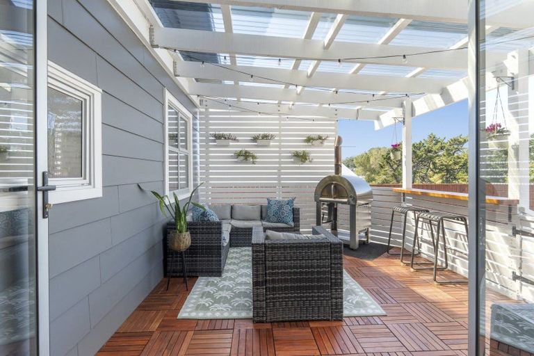 Photo of property in 53 Ngamotu Road, Moturoa, New Plymouth, 4310