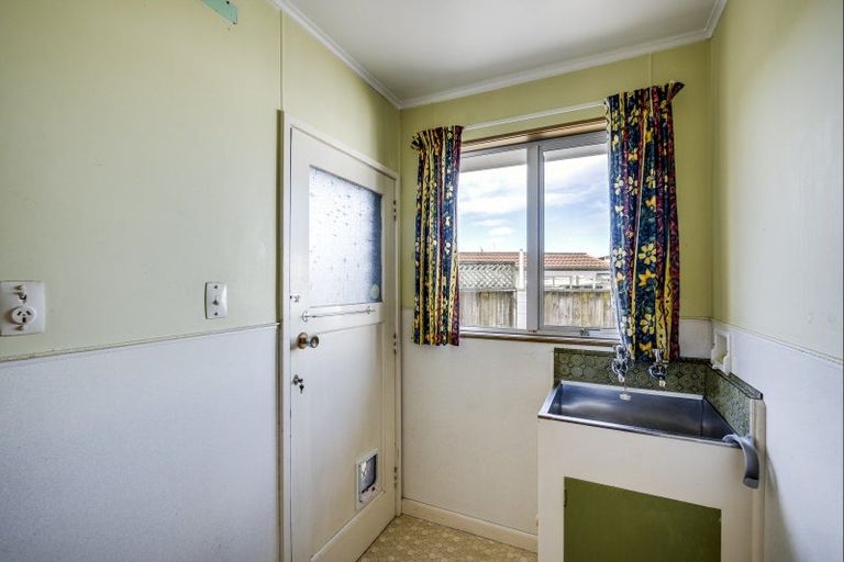 Photo of property in 5 Elliott Street, Taradale, Napier, 4112