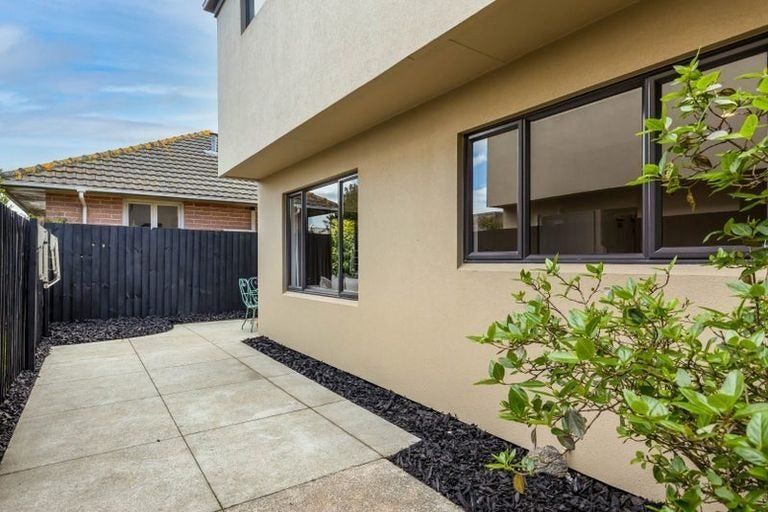 Photo of property in 4/67 Brockworth Place, Riccarton, Christchurch, 8011
