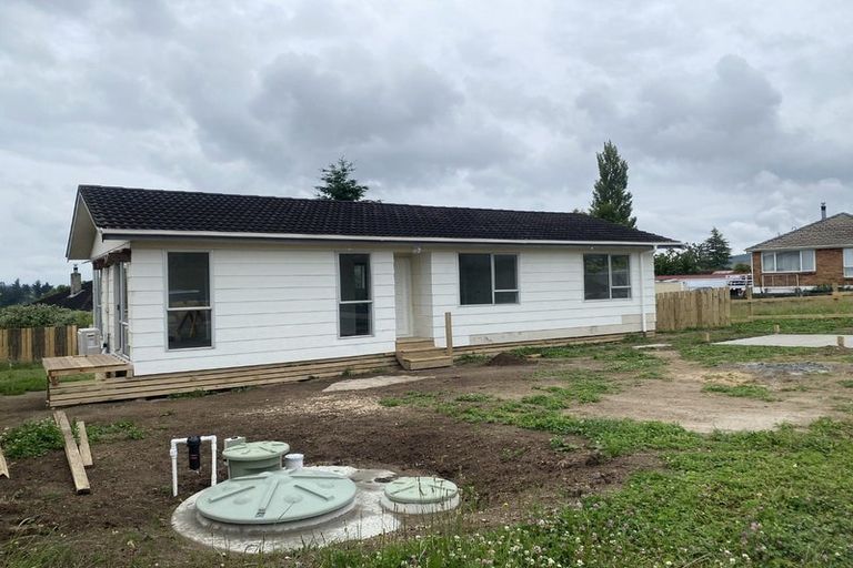 Photo of property in 13c Rangiora Crescent, Wairakei, Taupo, 3332