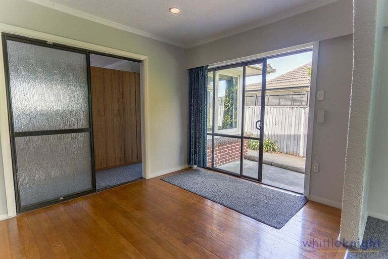 Photo of property in 11 Mappleton Avenue, Burnside, Christchurch, 8053