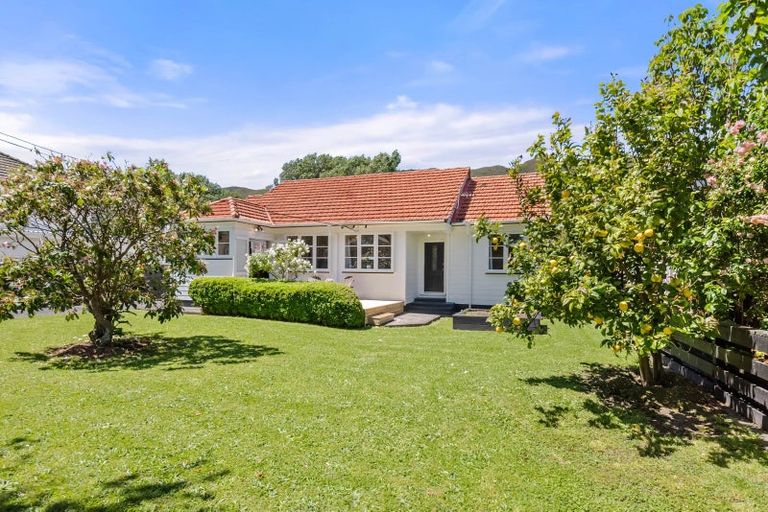 Photo of property in 3 Galway Street, Waterloo, Lower Hutt, 5011