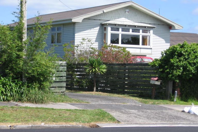 Photo of property in 201 Eskdale Road, Birkenhead, Auckland, 0626