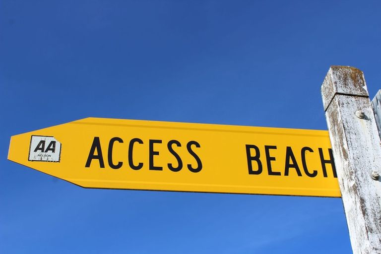 Photo of property in 79 Selwyn Street, Pohara, Takaka, 7183