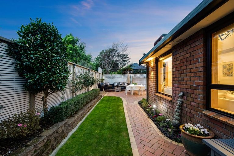 Photo of property in 19 Hinau Street, Woburn, Lower Hutt, 5010