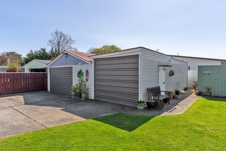 Photo of property in 34 Fergusson Street, Solway, Masterton, 5810