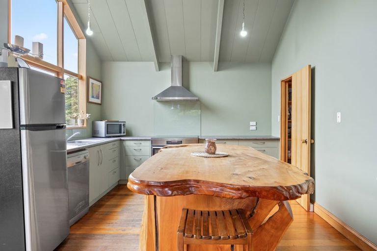 Photo of property in 280 Hasketts Road, Yaldhurst, Christchurch, 7678