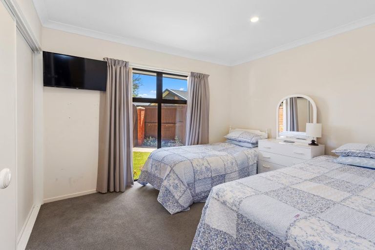 Photo of property in 1/7 Gibbs Place, Halswell, Christchurch, 8025