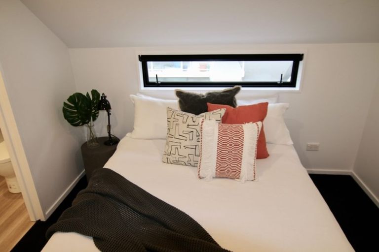 Photo of property in 138e Holly Road, St Albans, Christchurch, 8014