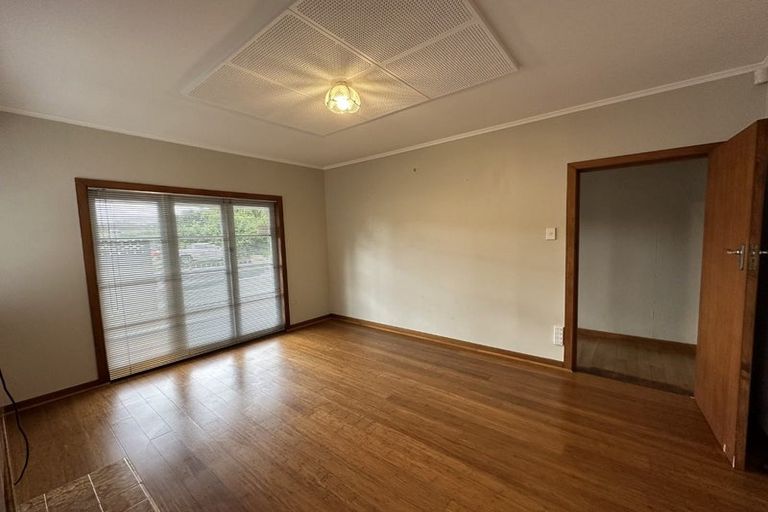 Photo of property in 2 Keays Road, Avenues, Whangarei, 0110