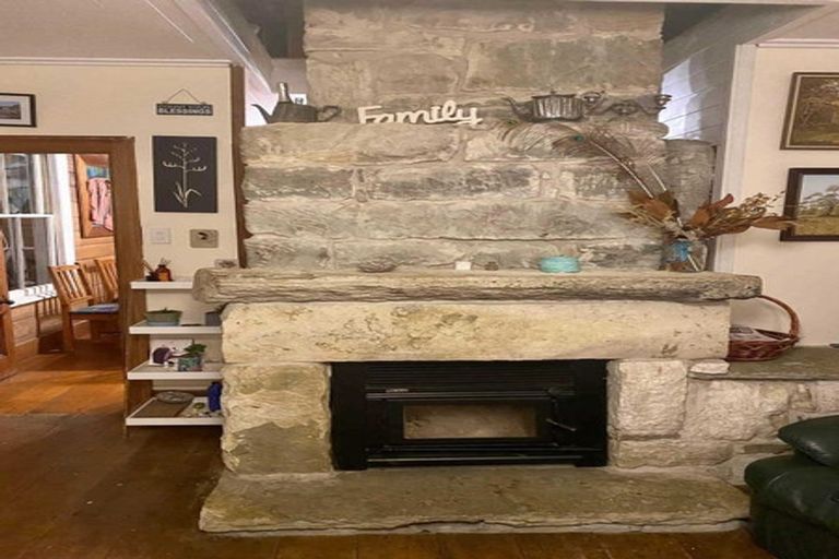 Photo of property in 402 Waipu Caves Road, Waipu, Whangarei, 0178