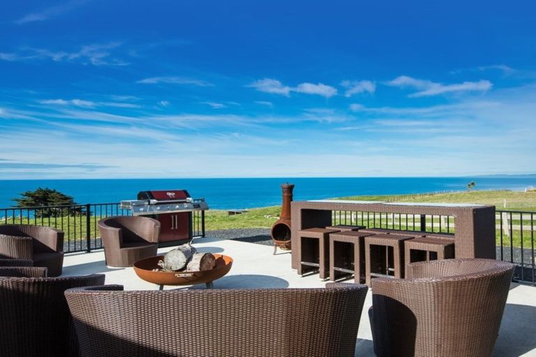 Photo of property in 173 Blackhead Road, Blackhead, Dunedin, 9076