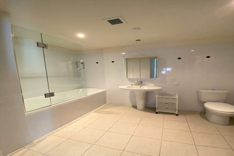 Photo of property in Kate Sheppard Apartments, 7j/42 Molesworth Street, Thorndon, Wellington, 6011