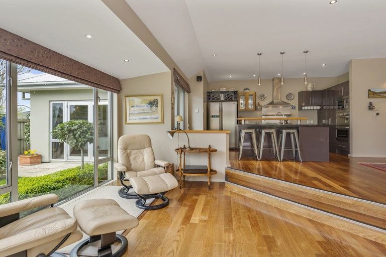 Photo of property in 24 Crombie Green, Northwood, Christchurch, 8051