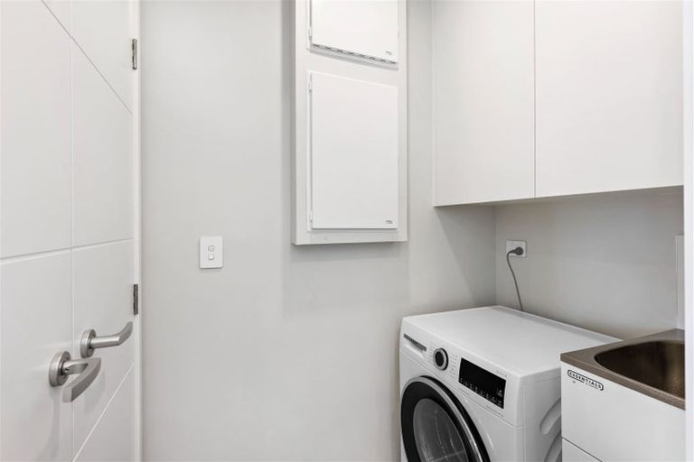 Photo of property in 2/160a Peverel Street, Riccarton, Christchurch, 8041