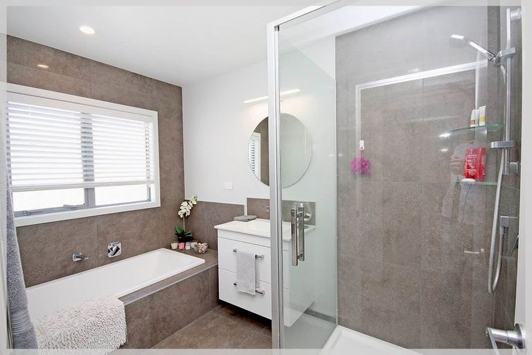 Photo of property in 10 Story Street, Foxton Beach, Foxton, 4815