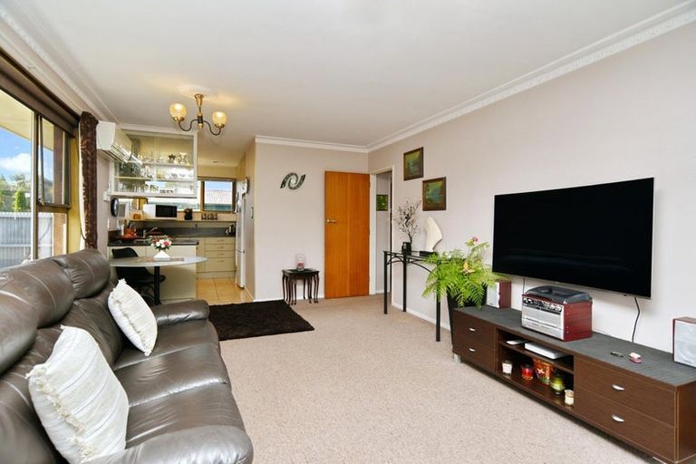 Photo of property in 1/45 Arran Crescent, Woolston, Christchurch, 8062