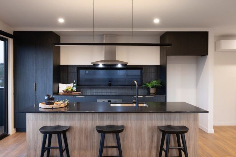 Photo of property in 31 Hinaki Street, Poike, Tauranga, 3112