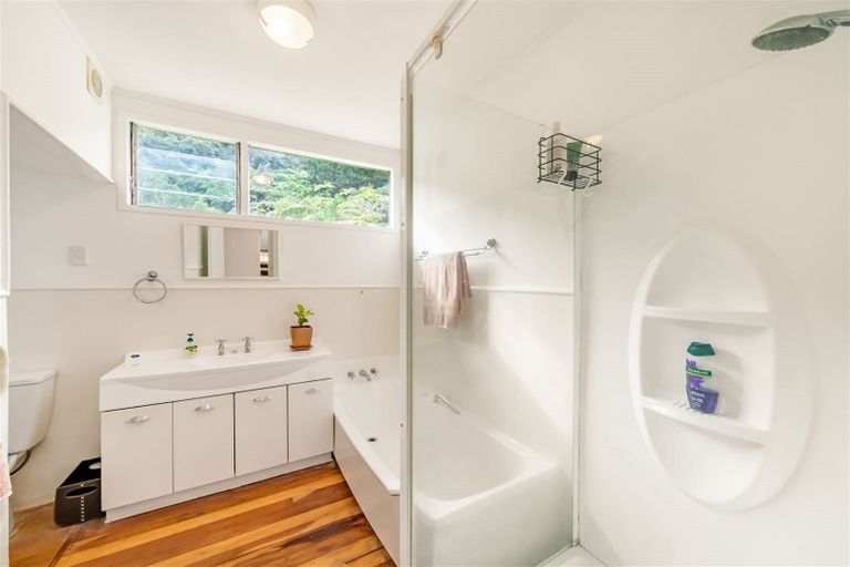 Photo of property in 81 Kamahi Street, Stokes Valley, Lower Hutt, 5019