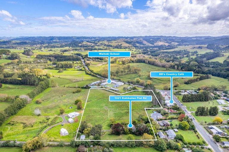 Photo of property in 1021 Kahikatea Flat Road, Waitoki, Kaukapakapa, 0871