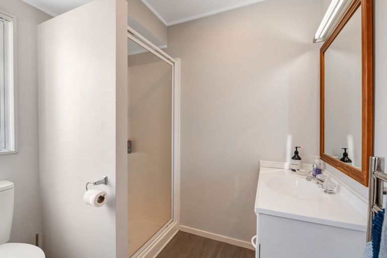 Photo of property in 2312 State Highway 16, Helensville, 0875