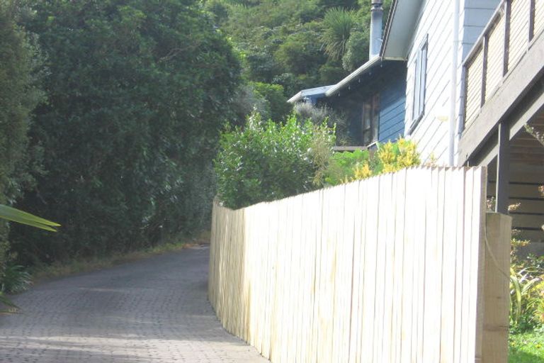 Photo of property in 7 Ruth Grove, Karori, Wellington, 6012