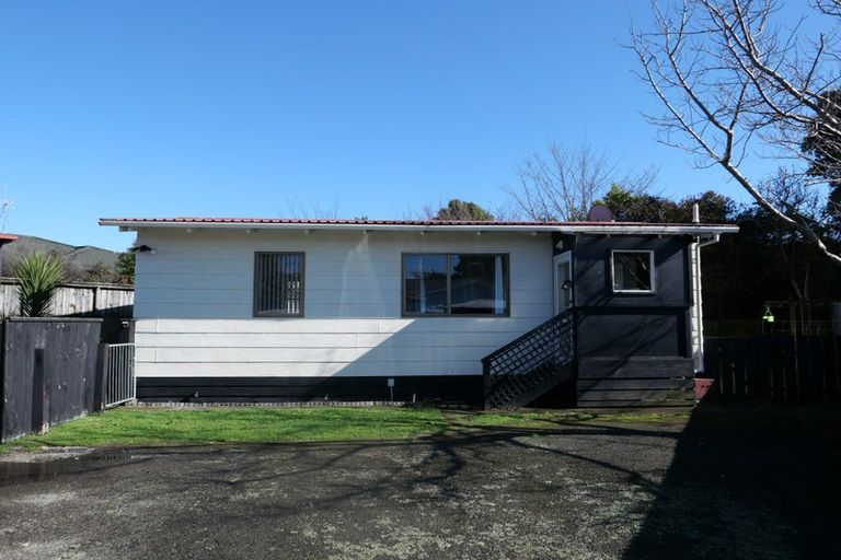 Photo of property in 17b Walton Road, Paraparaumu Beach, Paraparaumu, 5032